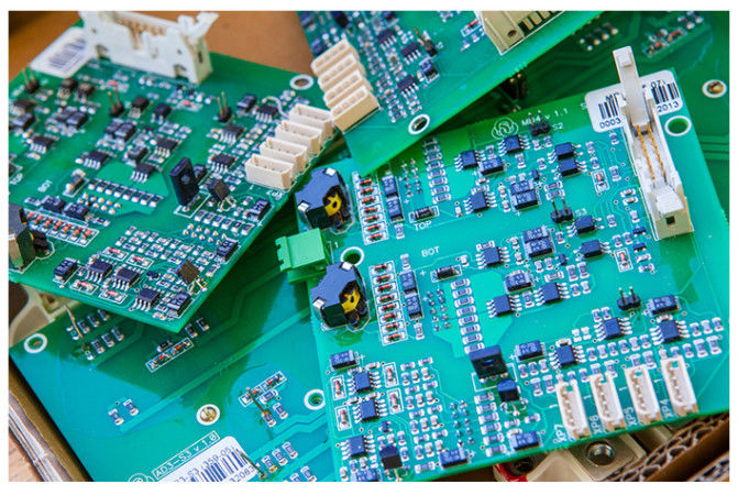 FR-4 PCB شركة تجميع PCB منخفضة الحجم صغيرة جدا الحجم 2mmx1mm