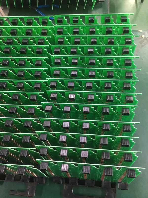 الاتصالات المهنية التجميع متعدد الطبقات PCB مع مواد FR4 و 0.4mm-3mm سمك
