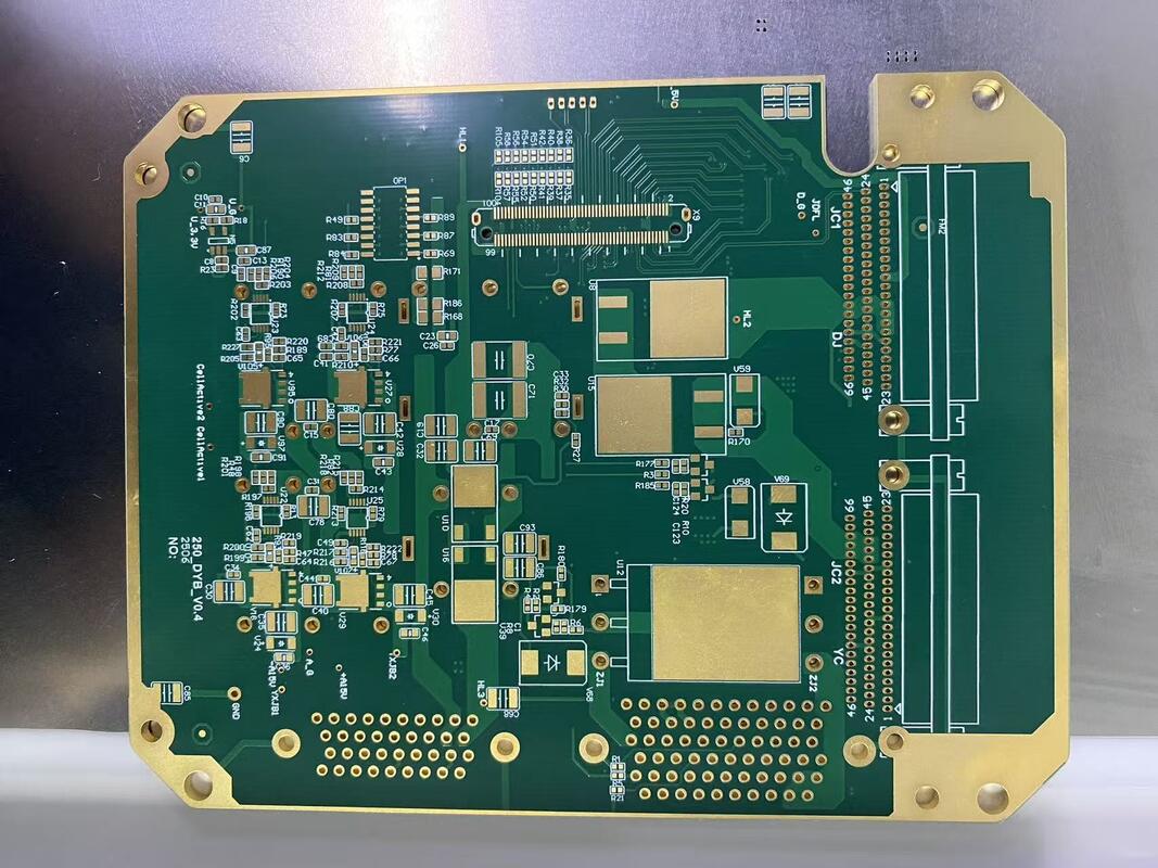 HDI PCB الاتصالات تجميع PCB بما في ذلك 6 طبقات وتصفية سطح خالية من الرصاص HASL مصممة للأداء في شبكات الاتصالات