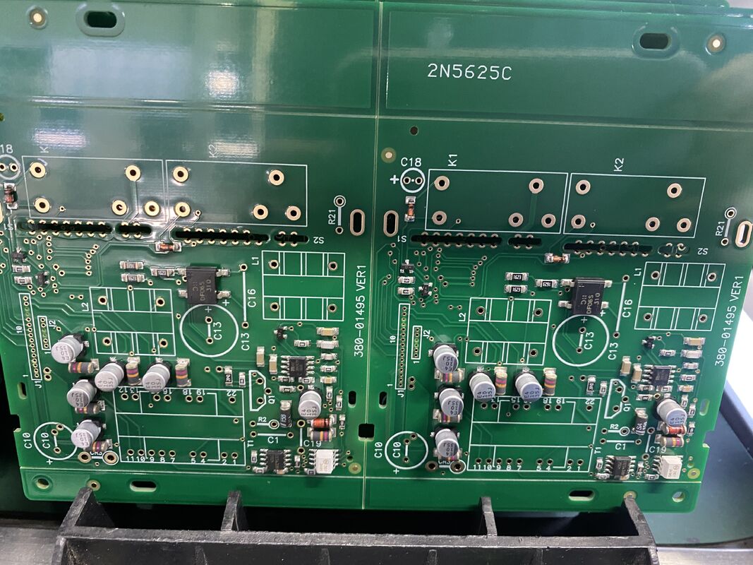 سمك أقصى T أكبر من 4.5mm تجميع PCB الصناعي يقدم قدرات تجميع لألواح الدوائر المطبوعة الثقيلة