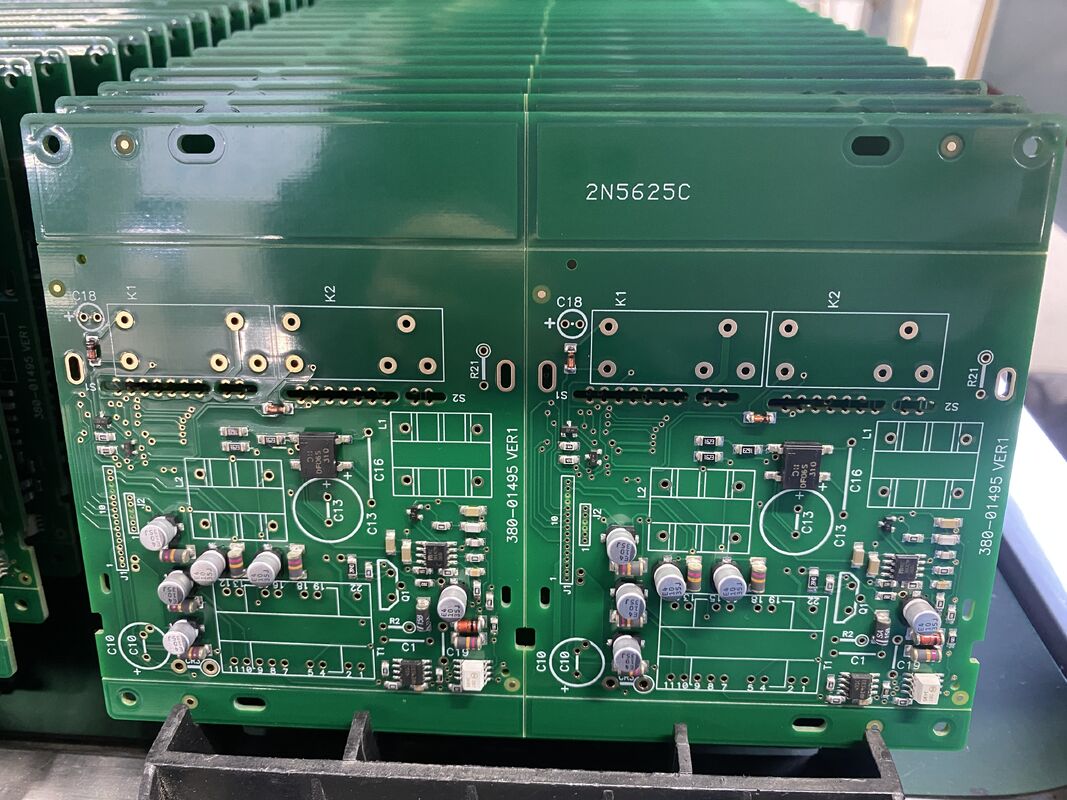 سمك أقصى T أكبر من 4.5mm تجميع PCB الصناعي يقدم قدرات تجميع لألواح الدوائر المطبوعة الثقيلة