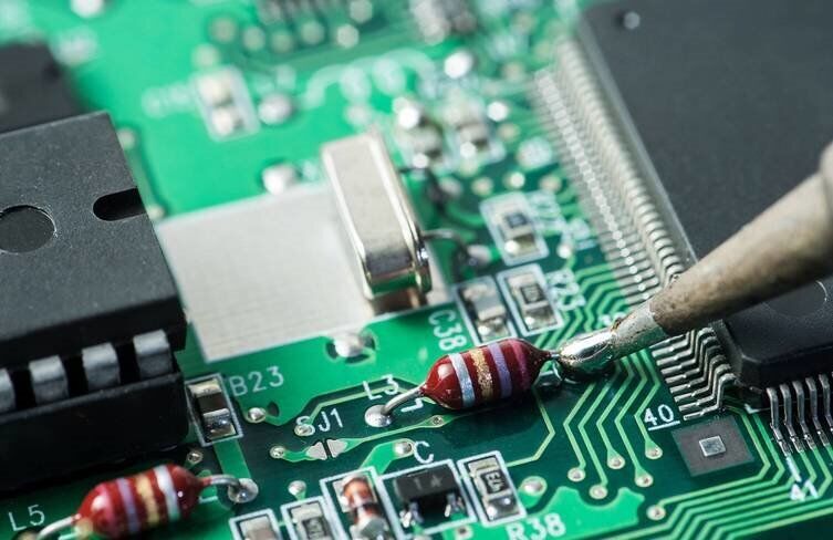 تجميع SMT FR4 PCB من النموذج الأولي إلى الإنتاج