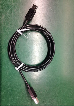 حلول الشركة المصنعة لتجميع كابل USB أسود الدائرة
