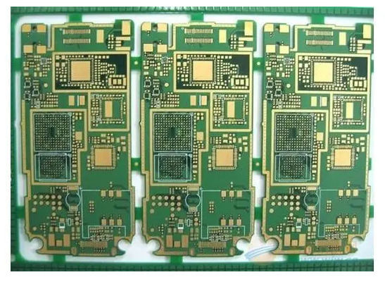 تجميع PCB الذهبي الغمر لمادة بناء RCC تحقيق 0.2mm 8mil حجم ثقب دقيقة