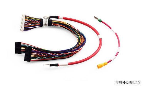 تجميع سلك الكابل مع AWG26 AWG28 الجهد الاختبار 1000 فولت مقاومة الحلقة 280 موم