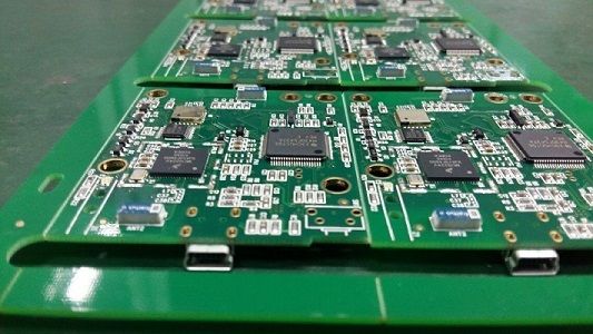 خدمة تجميع PCB في كمبوديا للسيطرة الصناعية PCBA النماذج الأولية
