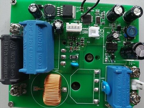 تجميع PCB SMT عالي السرعة يدعم الإنتاج الضخم مع التحول السريع